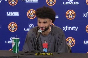 詹姆斯：那些裁判天天说TM“轻微接触”，这个词我早就已经听烦了
